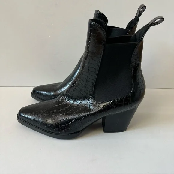 Just Fab Heeled Black Booties 7 - Picture 3 of 11